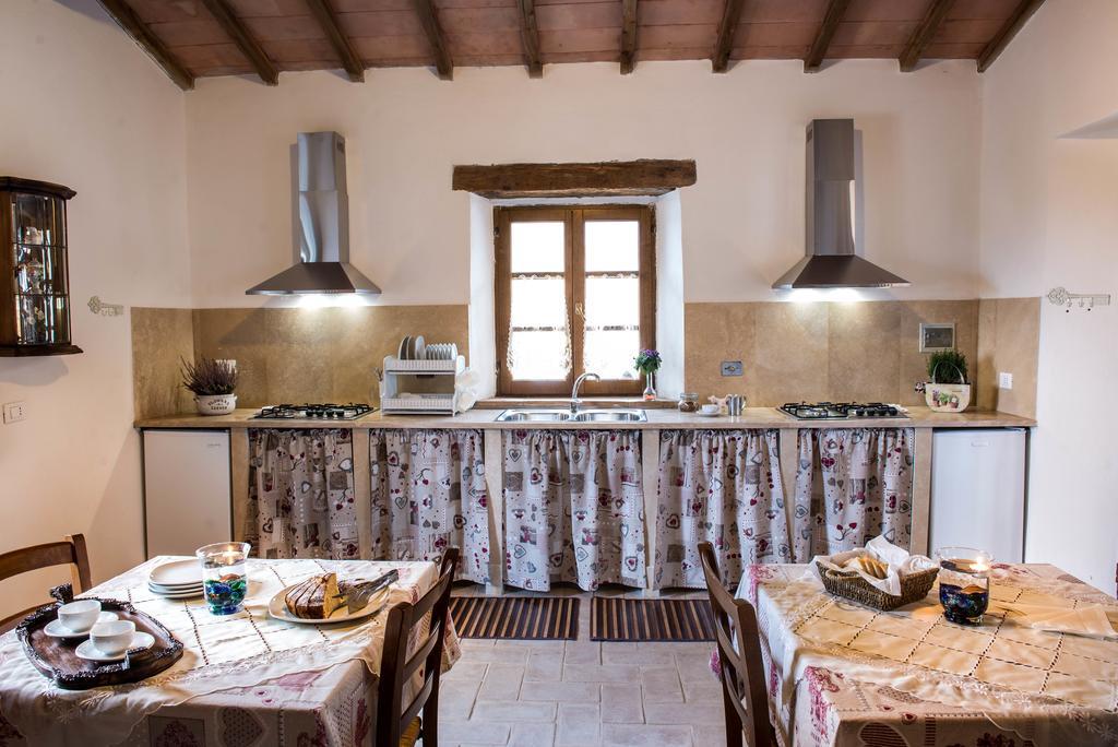 Agriturismo Grossola Castiglione d'Orcia Luaran gambar