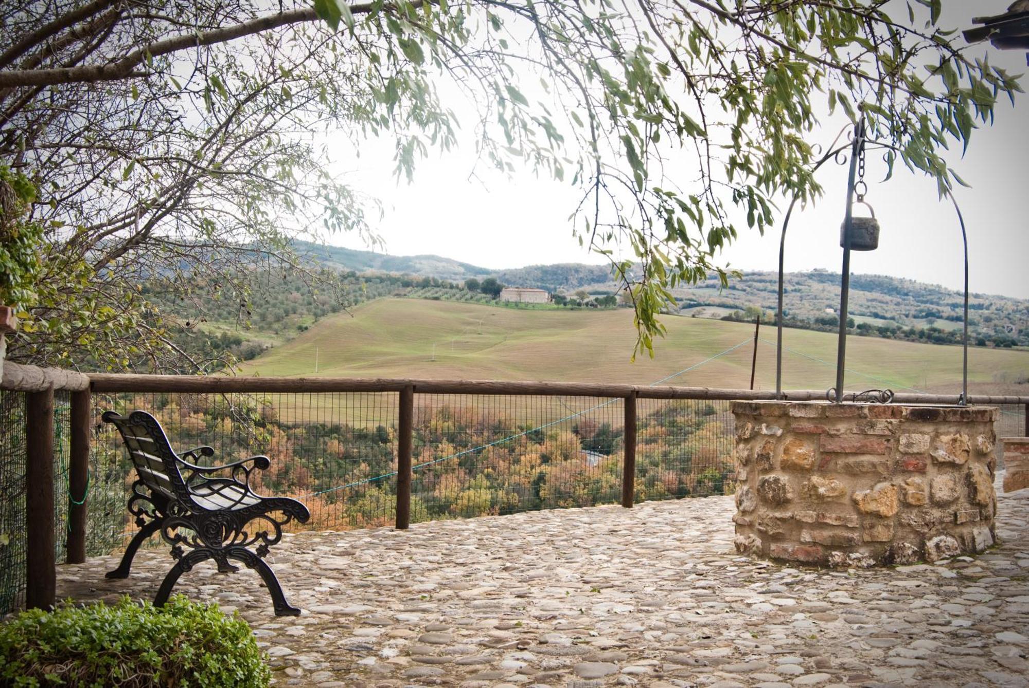 Agriturismo Grossola Castiglione d'Orcia Luaran gambar