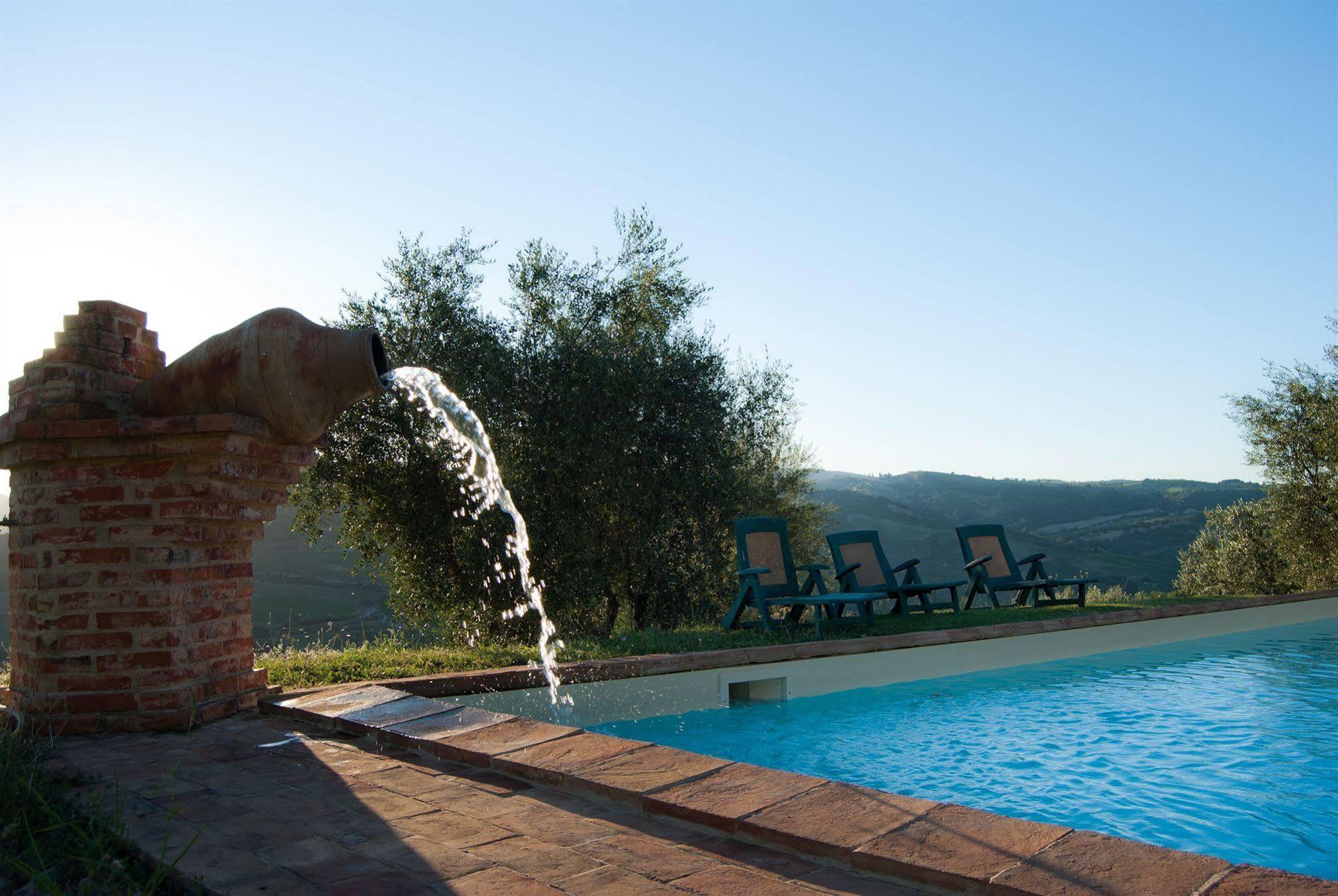 Agriturismo Grossola Castiglione d'Orcia Luaran gambar